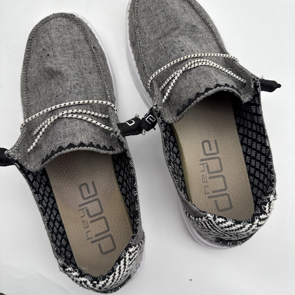 Hey Dude Wendy Womens Chambray Onyx Canvas Slip On Loafers Size 9 Shoes - Picture 14 of 16